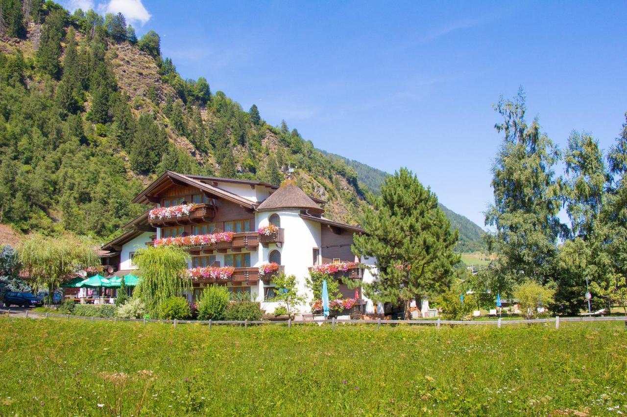 Hotel Rosengarten Neustift im Stubaital Exterior photo